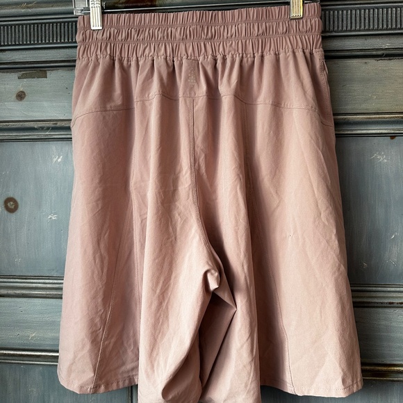 FP Movement Free People Bring Your Game Long High Waist Active Shorts Mauve Sz S - Picture 6 of 7